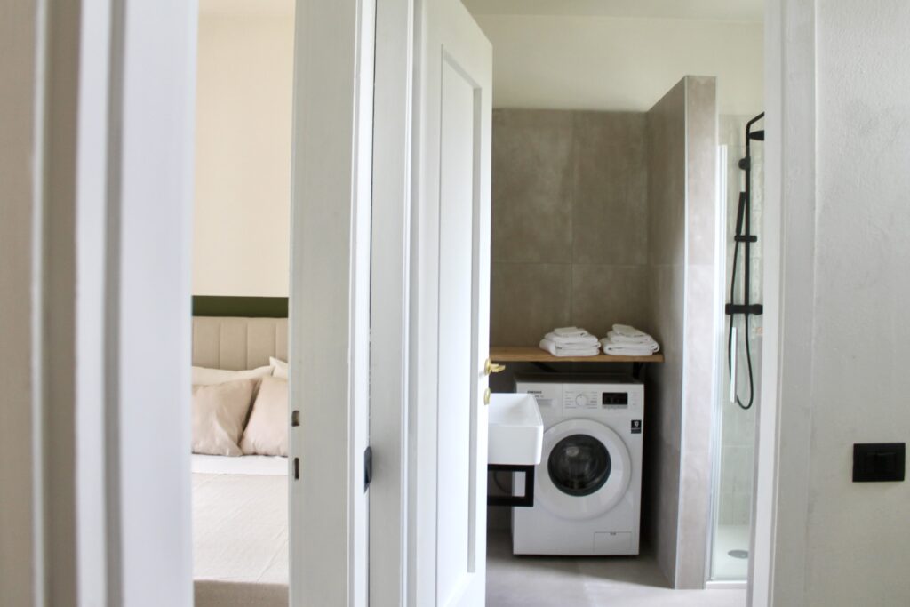 bagno visuale dalla camera il cortile del borgo