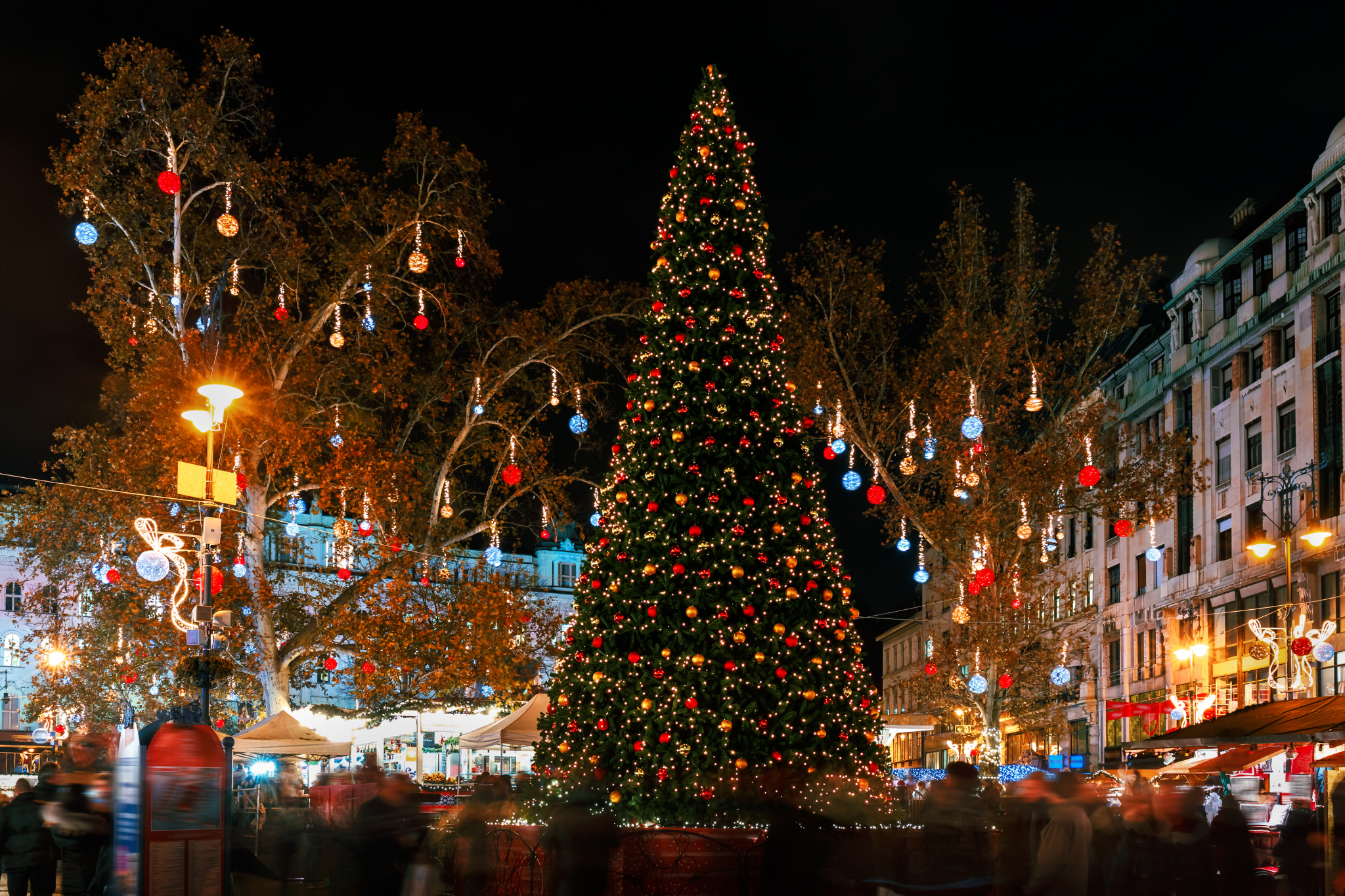 natale sul lago maggiore, grotta di babbo natale a ornavasso, pernottare a il cortile del borgo